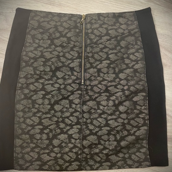 Talula mini skirt size 4 - Picture 5 of 5